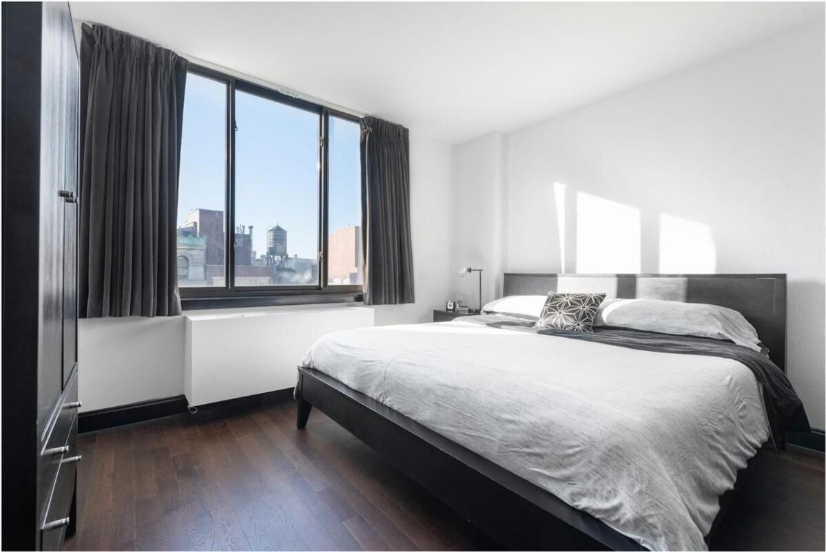 Doorman! High Floor! Views! Elevator! Free Gym! * Nova York